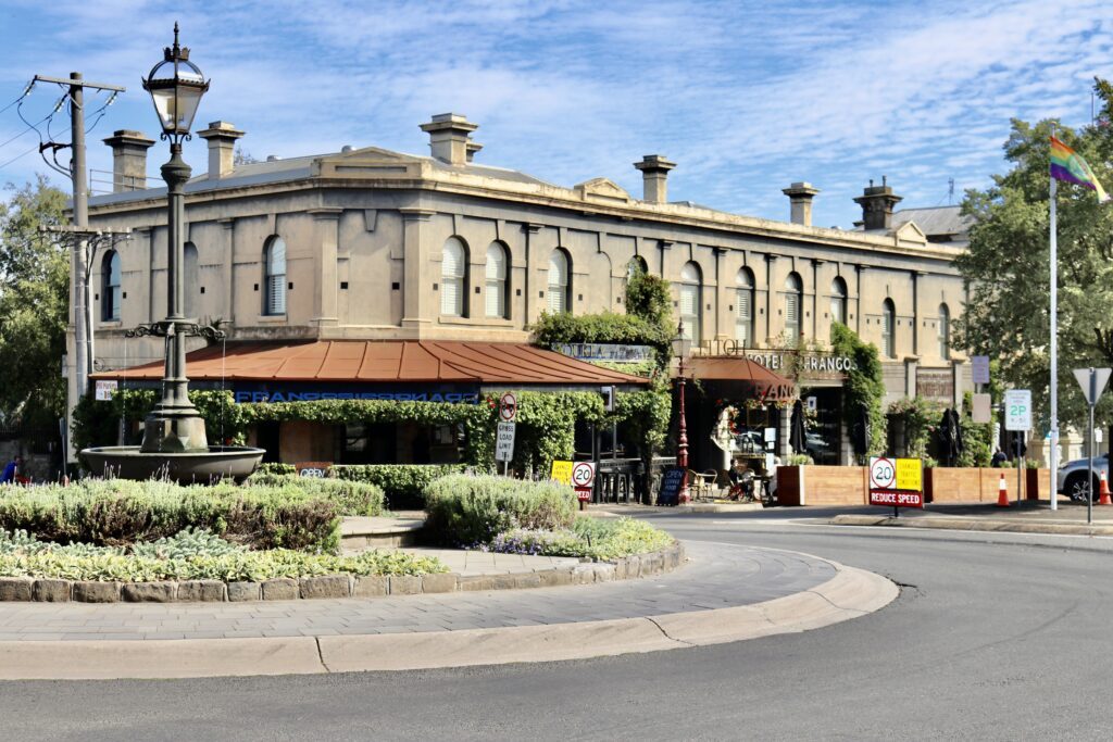 Hotel Frangos in the centre of Daylesford Town