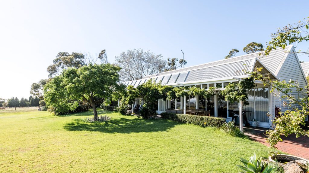 The White Shack is one of country Victoria's best luxury accommodation, with its country styling and sprawling gardens- Luxury Escapes