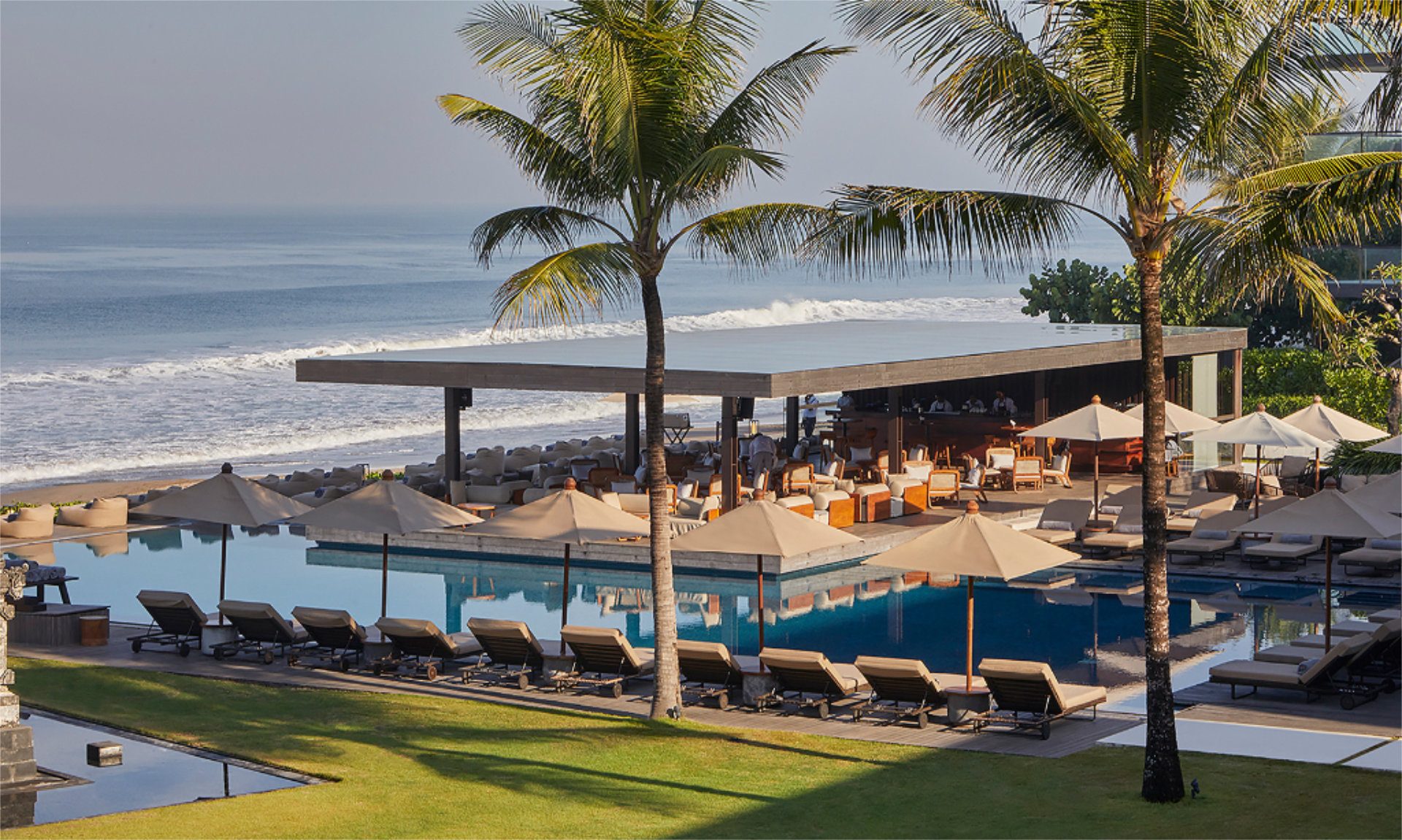 Alila Seminyak Beach Bar at one of Bali's best five star resorts - Luxury Escapes