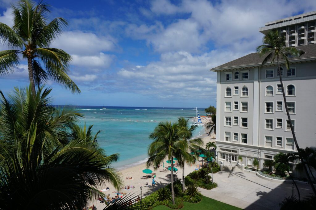 Dream by Luxury Escapes - Dreamiest Honolulu Resorts by the Beach