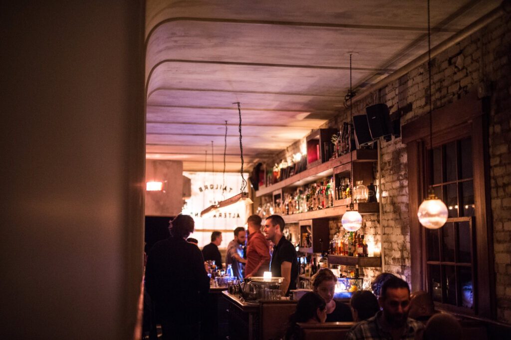 A hidden bar in New York - Luxury Escapes 