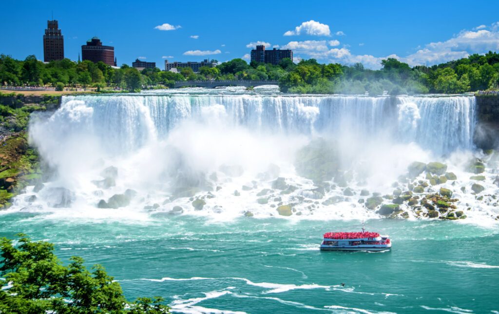 Dream by Luxury Escapes - Luxury Escapes Guide to Canada: Where to Go & What to See  