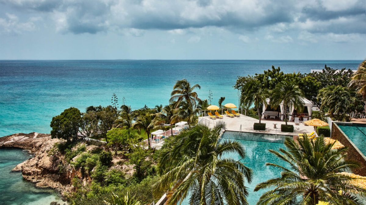 Relax as you please at the Caribbean's best beachfront resorts - Luxury Escapes