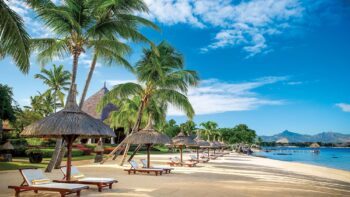 6 Reasons to Go Luxe at Oberoi Beach Resort Mauritius