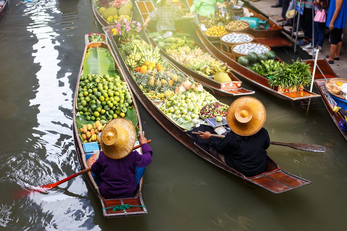 Floating market in Thailand.||||||||||