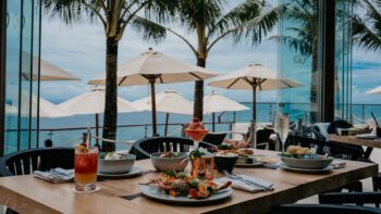 Where to Find Bali’s Best Beachside Restaurants 