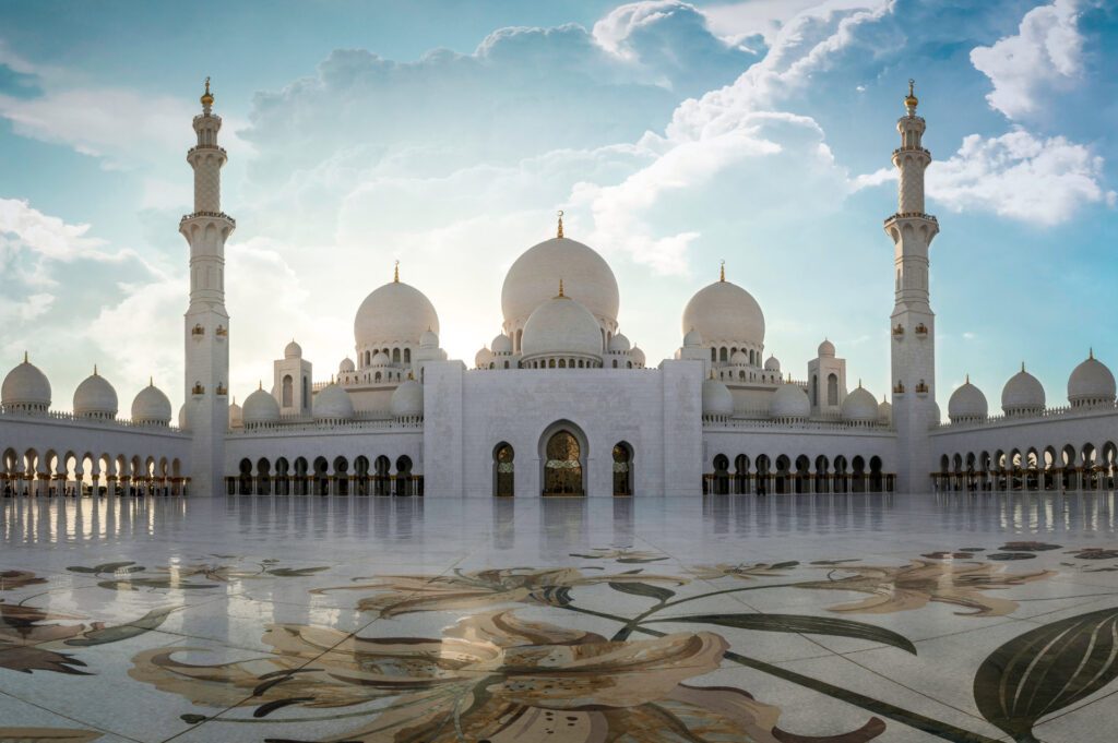 Dream by Luxury Escapes - Abu Dhabi-Do: 5 Things to Do in Abu Dhabi on a Stopover 