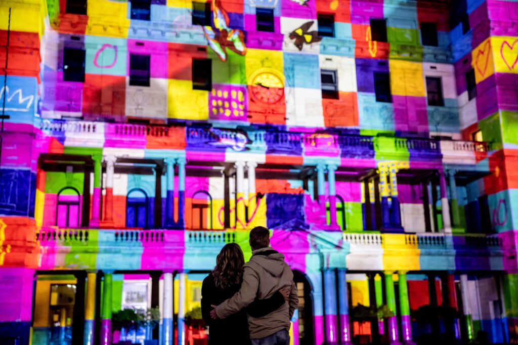 Dream by Luxury Escapes - 5 Ways to Shift the Ordinary & Get the Best Out of Vivid Sydney 2023