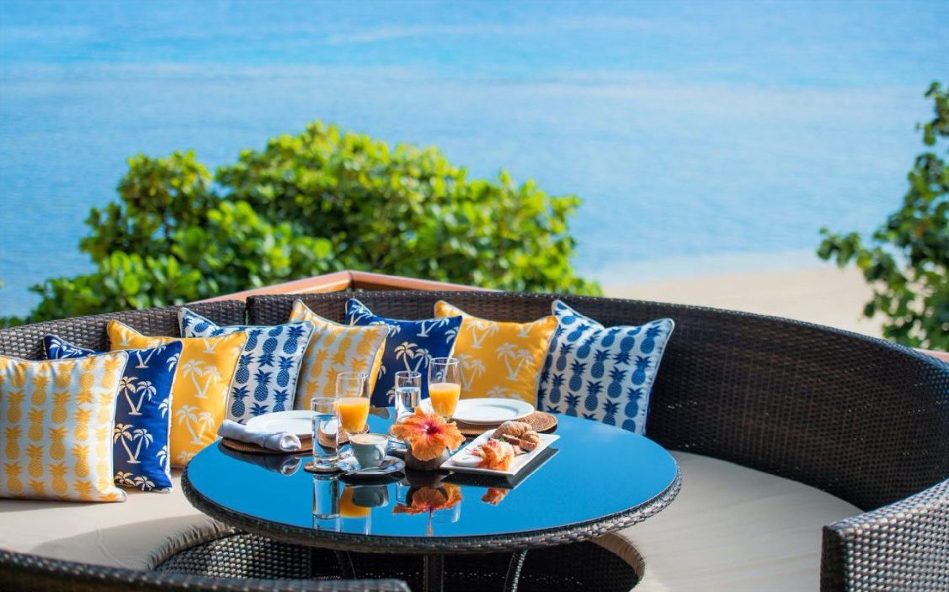 Dream by Luxury Escapes - Why a Reservation at Banyan Bar & Restaurant, Fiji is a Must 