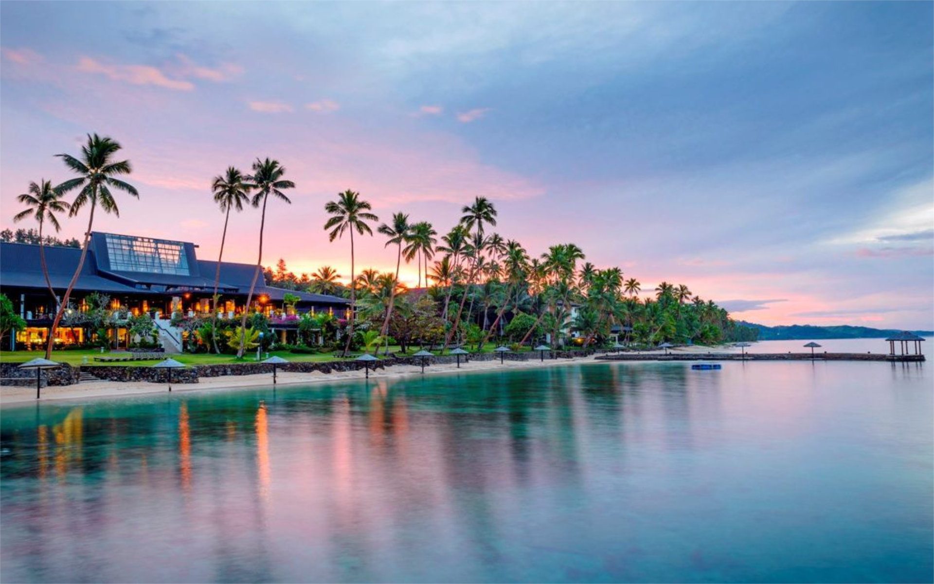 Dream by Luxury Escapes - Why Warwick Fiji Wicked Walu Restaurant Makes the Perfect Sunset Backdrop 