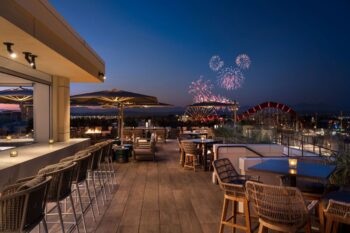 RISE Rooftop Lounge at the Westin Anaheim is perfect for sunset cocktails – Luxury Escapes