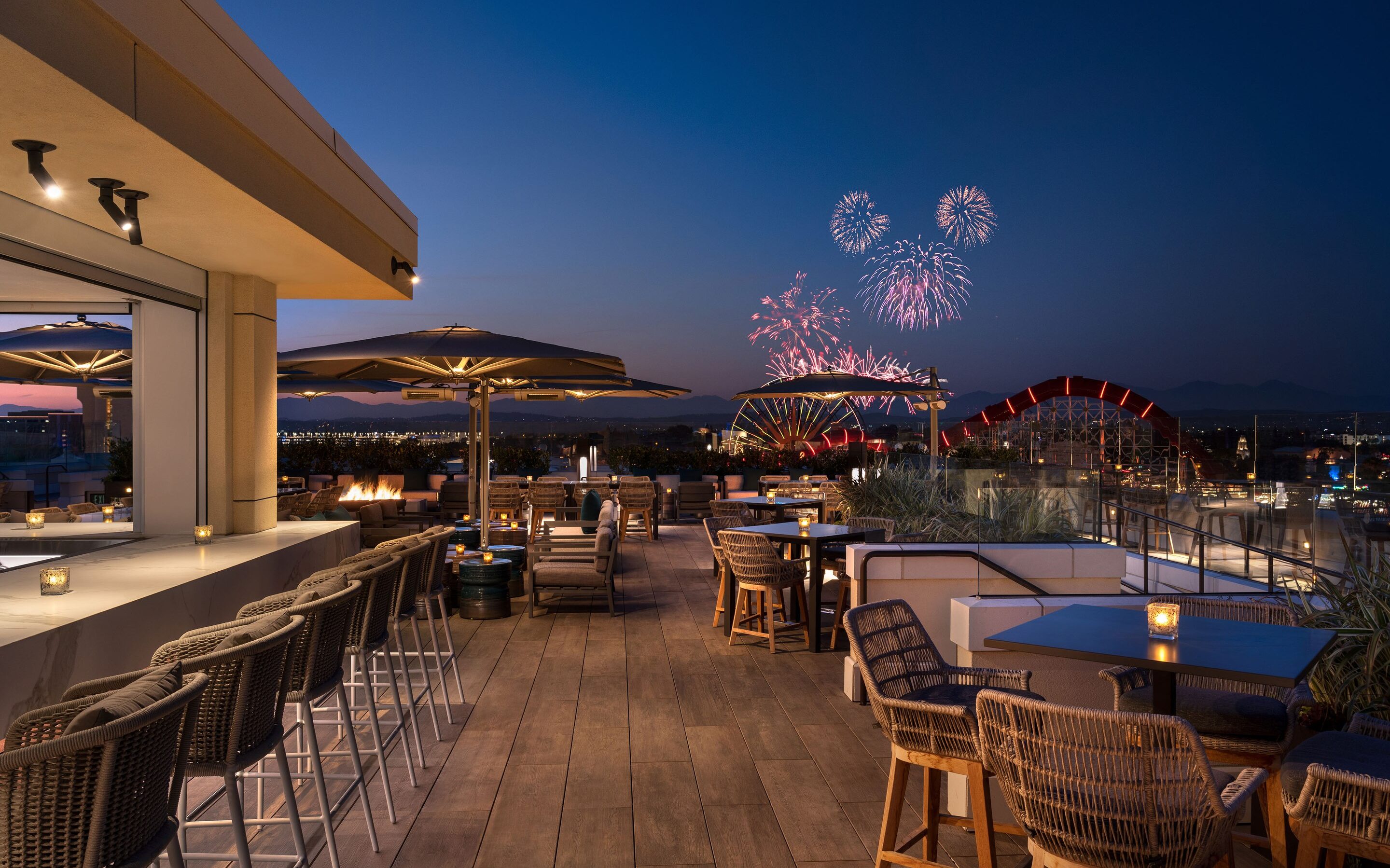 RISE Rooftop Lounge at Westin Anaheim overlooks the Disneyland Resort and is a stunning place to enjoy sunset drinks from – Luxury Escapes