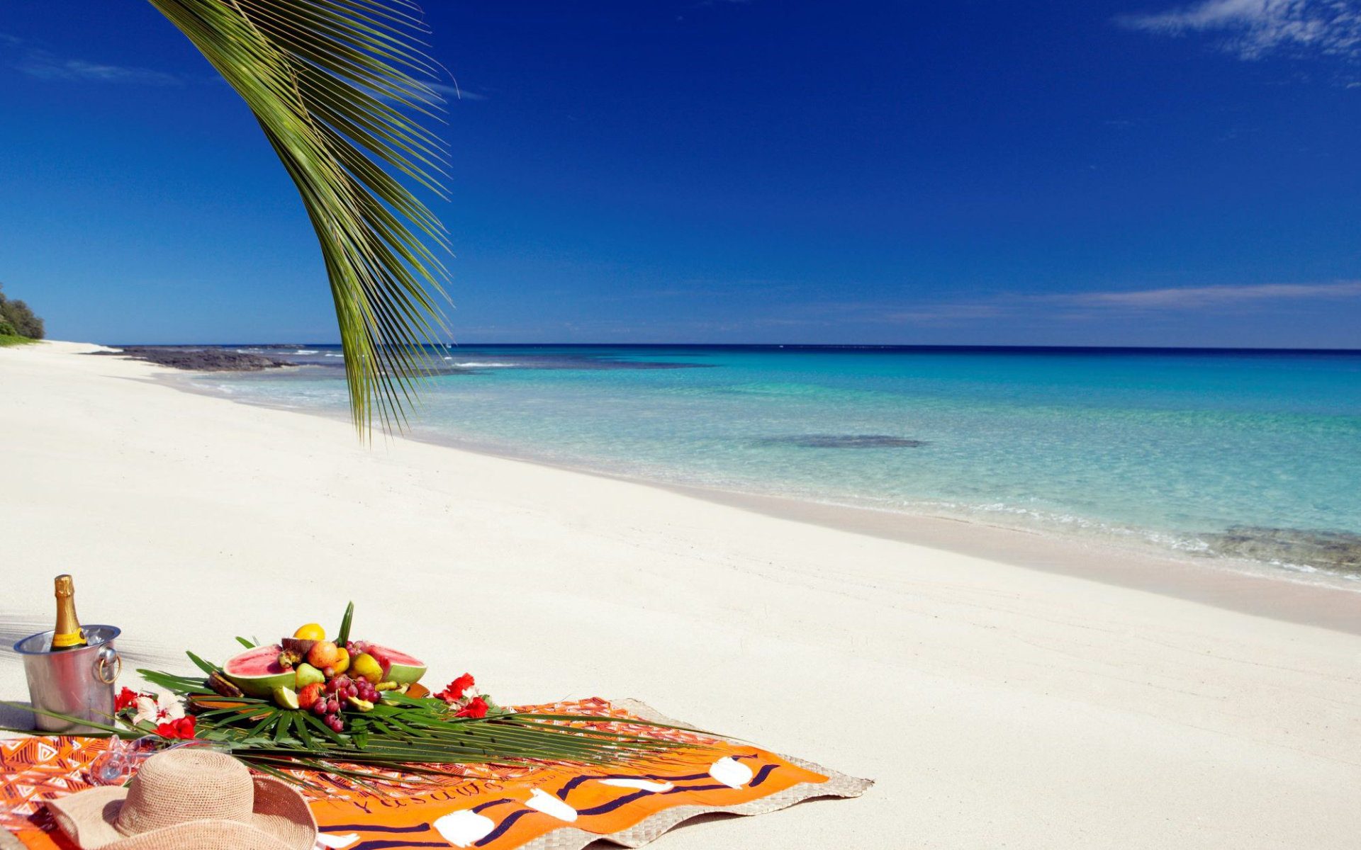 Dream by Luxury Escapes - Yasawa Island Resort & Spa: Could This Be the Most Romantic Resort in Fiji?