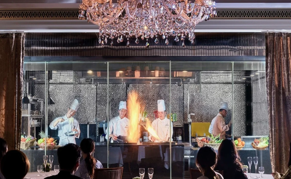 Chefs at Waldorf Astoria Shanghai stir up delicacies - Luxury Escapes