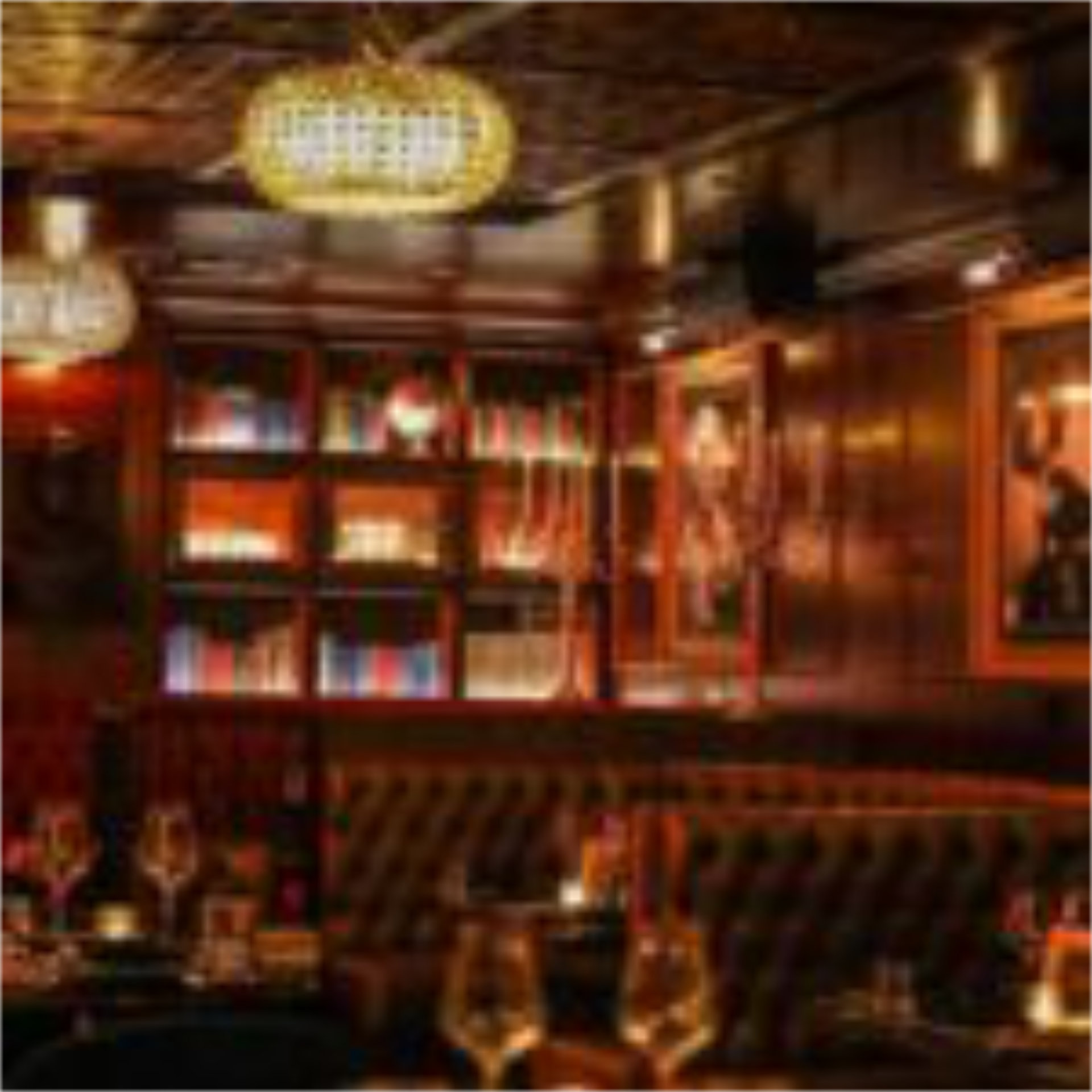 Roosevelt Lounge, one of the Gold Coast's most romantic restaurants - Luxury Escapes