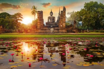 Dive into Thailand's spiritual and wellness scene with Luxury Escapes' best locations.