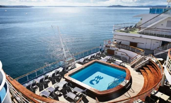 View of the top deck pool from one of Princess Cruises ships - 5 Experiences you can only have with Princess Cruises - Luxury Escapes