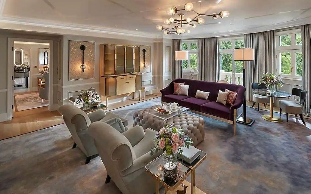 The Hyde Park Suite at the Mandarin Oriental Hyde Park in London is one of the best hotel rooms in the world - Luxury Escapes