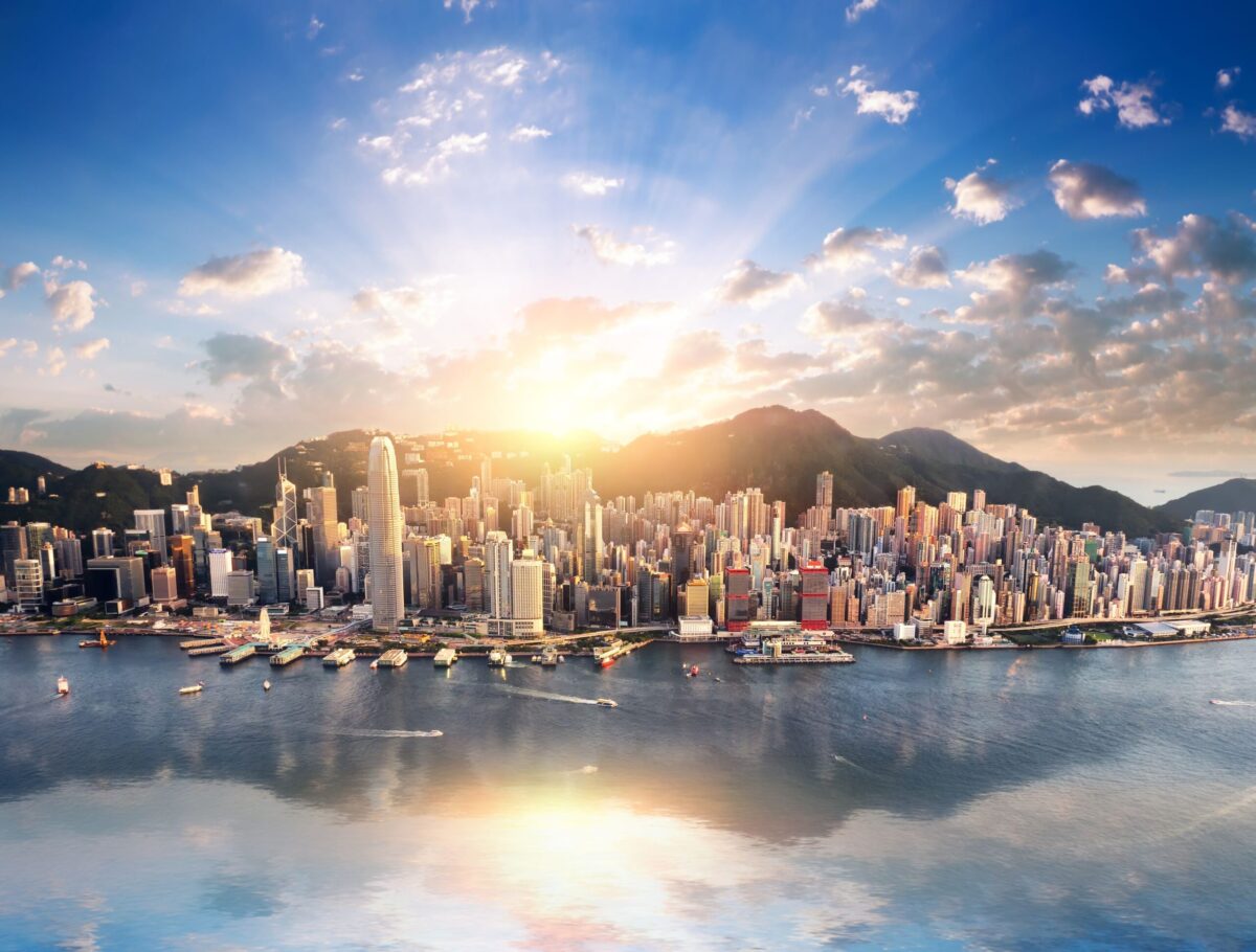 City view of Hong Kong, where you can do these 6 surprising things.