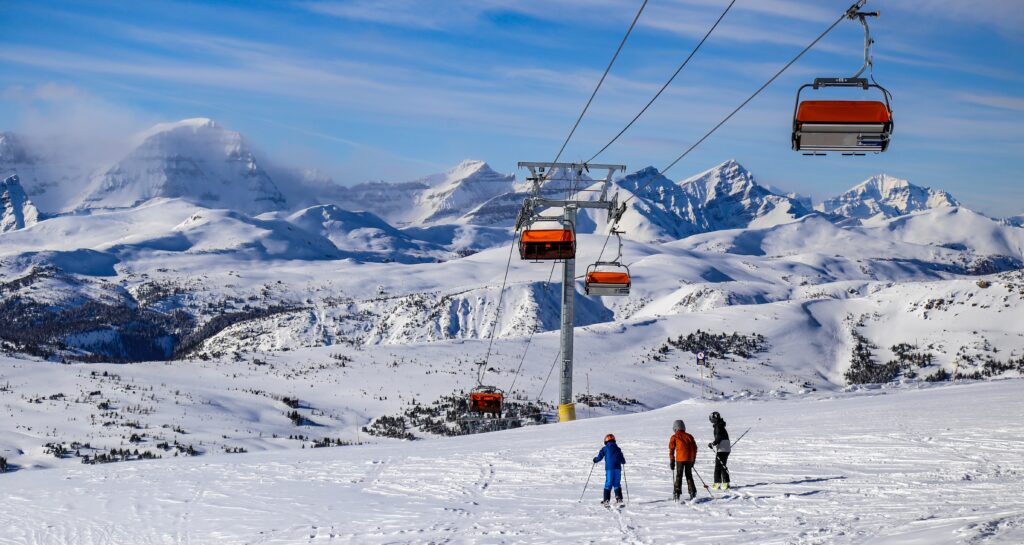Skiing on the powdery slopes of Banff's best mountains - Luxury Escapes