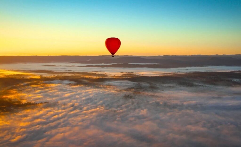 Cairns hot air balloon experience, a place to take a hot air balloon ride.