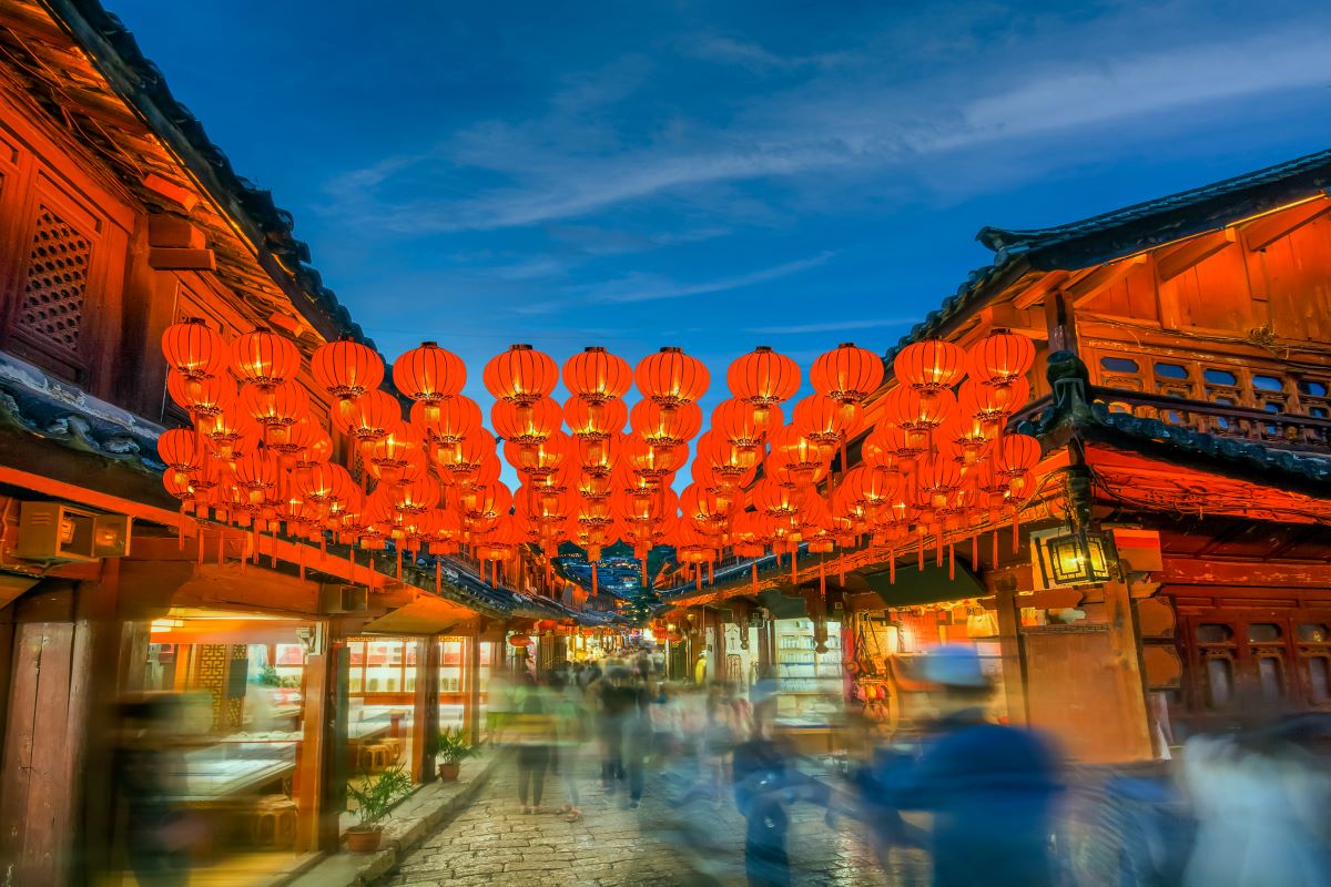 The streets of China during Lunar New Year - Luxury Escapes