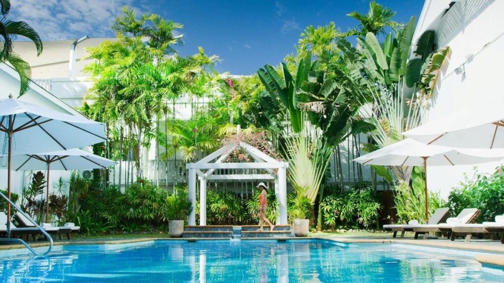 The pool at Reef House Palm Cove - Luxury Escapes