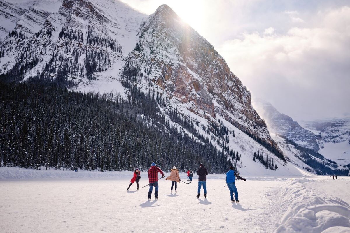 Skiing is one of the best reasons to visit Canada during the wintertime - Luxury Escapes