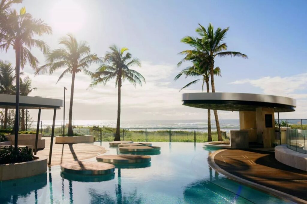 The Langham Gold Coast swimming pool - Luxury Escapes