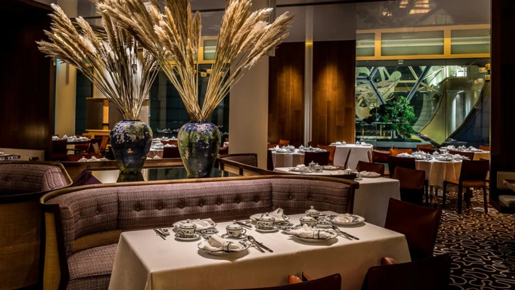 The interior at Summer Pavilion at The Ritz-Carlton, Millenia - Luxury Escapes