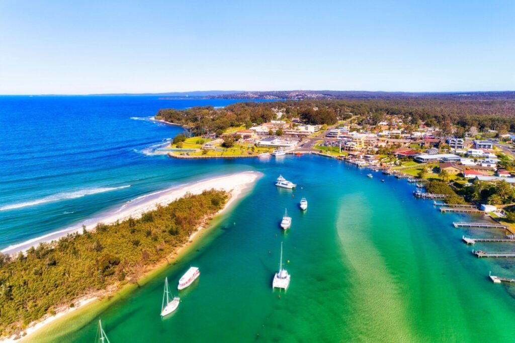 The Jervis Bay Marine Park is one of the best places to holiday in Australia in June - Luxury Escapes