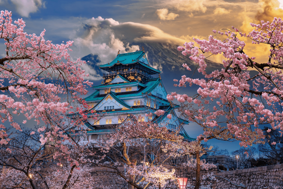 An image of Osaka Castle on Japan, one of the sights on a Japan cruise - Luxury Escapes