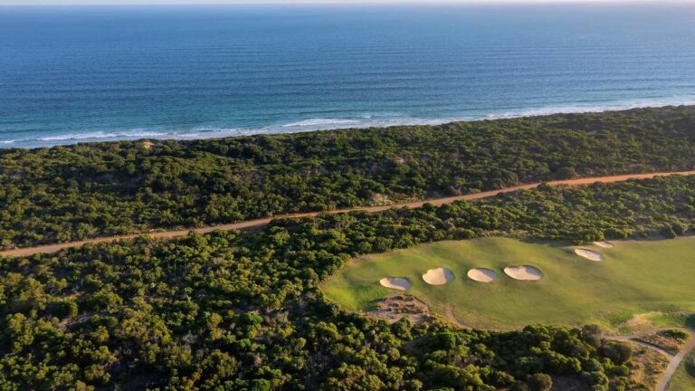 The spectacular beachside golf course at The Sands Torquay - Luxury Escapes