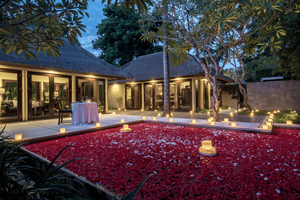 Kayumanis Nusa Dua Private Villa & Spa delivers the ultimate canvas for your special day, whether you’re after a candlelit cocktail party by the pool’s edge or an intimate dinner party on the sandy shore - Luxury Escapes