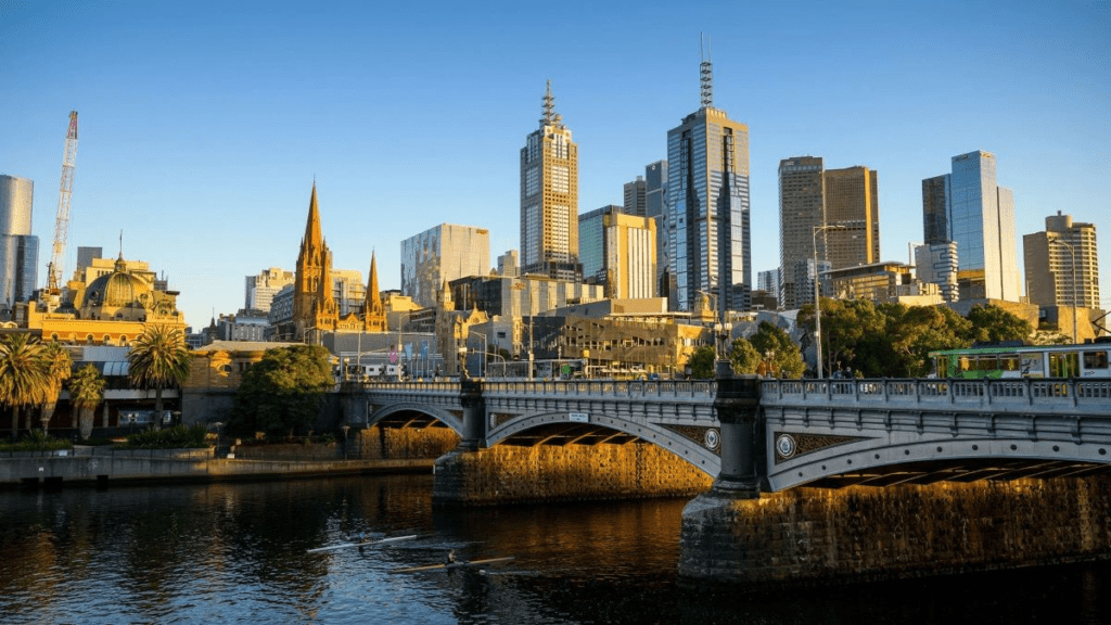 Melbourne on a beautiful summer's day - Luxury Escapes