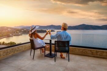 4 Ways LuxPlus+ Members Save Before Anyone Else Does