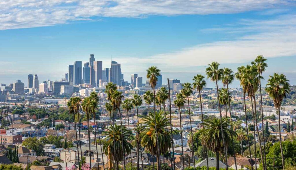 Image of the Los Angeles skyline to illustrate a 48-hour guide to Los Angeles - Luxury Escapes