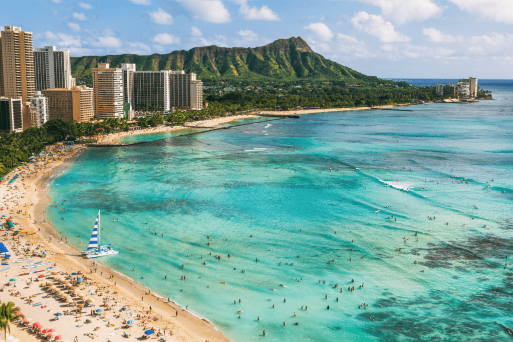 Diamond Head in Honolulu, Hawaii - Luxury Escapes