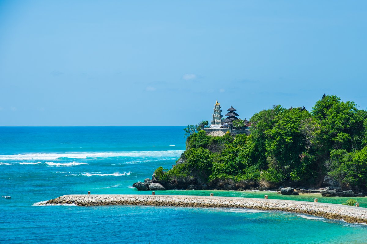 A view of the ocean in Nusa Dua.