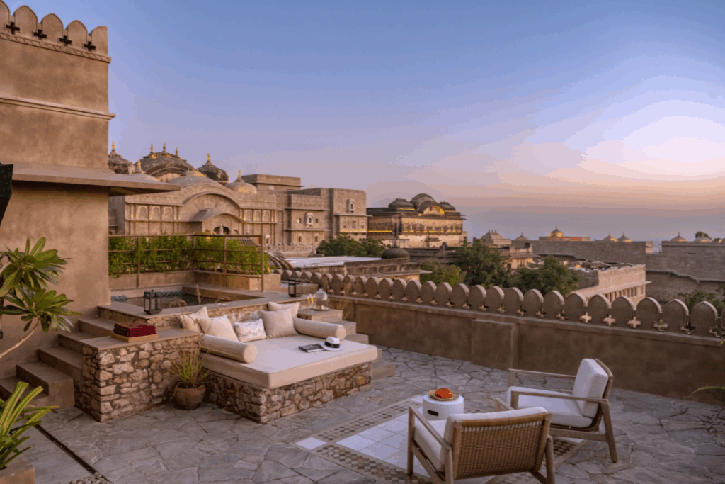 Showcasing lavish suites and expansive courtyards, Six Senses Fort Barwara could be ideal for the next season of The White Lotus - Luxury Escapes