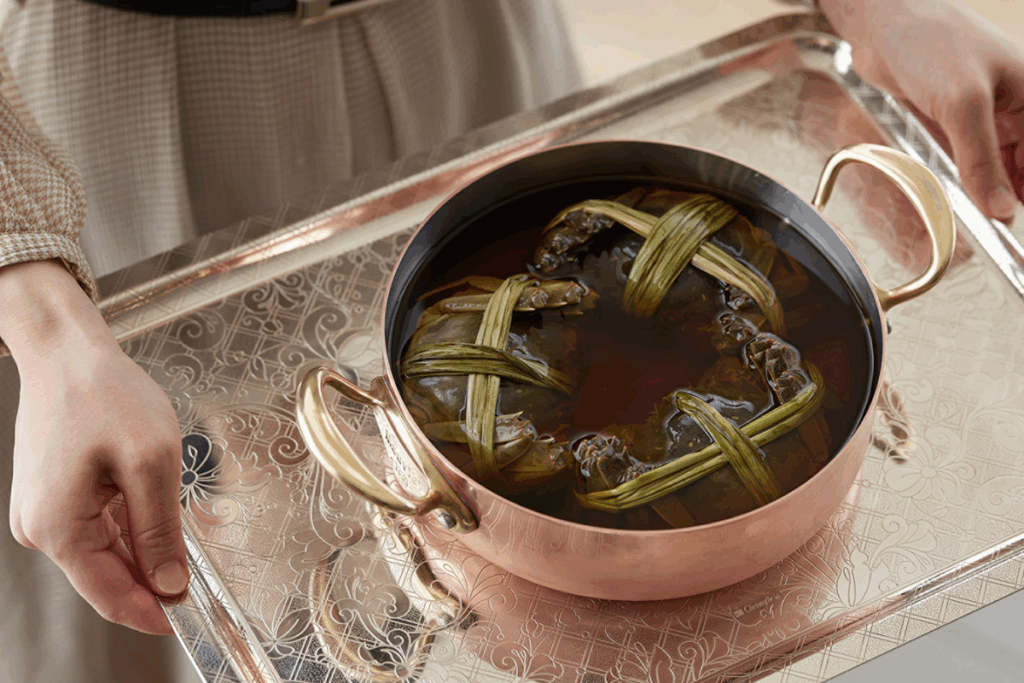 With three Michelin stars and the coveted fourth spot on Asia’s 50 Best Restaurants List for 2025, SÉZANNE at Four Seasons Hotel Tokyo is pushing the boundaries of Japan’s haute cuisine - Luxury Escapes