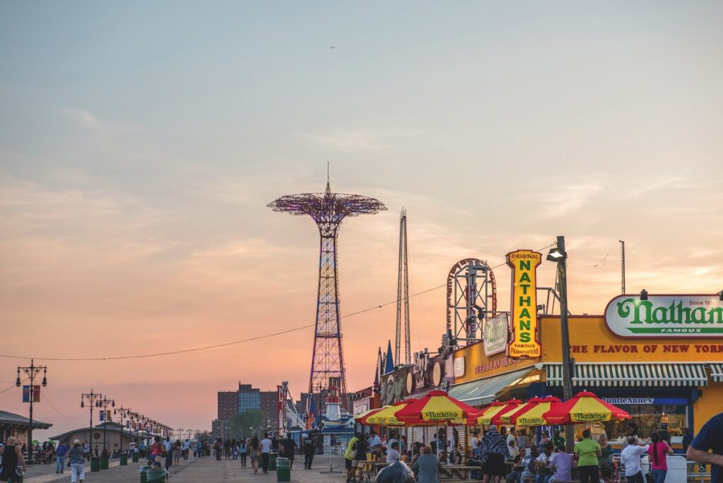 Coney Island in Brooklyn in New York City - Luxury Escapes