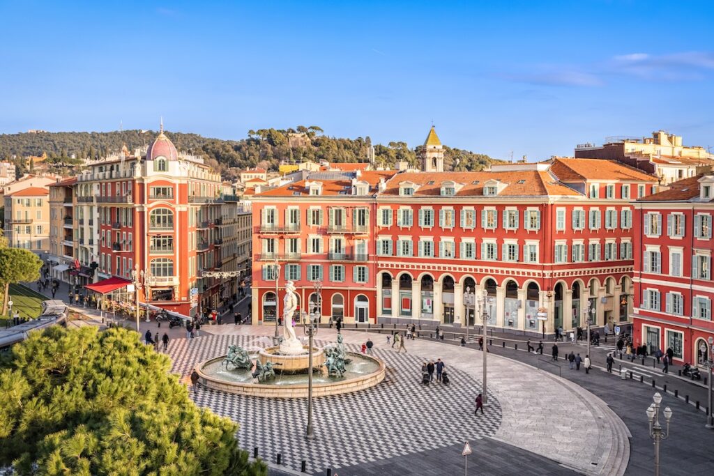 The main plaza in Nice - Luxury Escapes