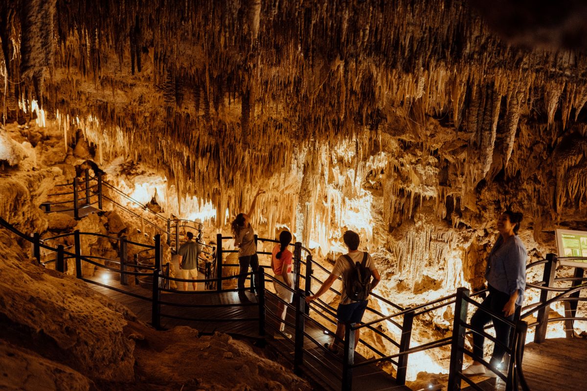 Ngligi Cave, one of the best places on a Western Australia road trip - Luxury Escapes