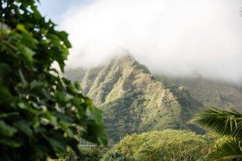 18 Ways to Experience Hawaiʻi Beyond Waikīkī  