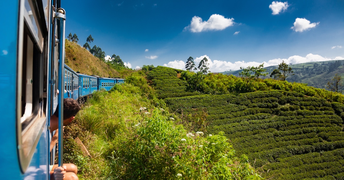 The view from a train in Sri Lanka - Luxury Escapes