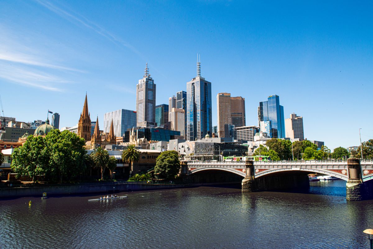Winter in Melbourne skyline - Luxury EScapes