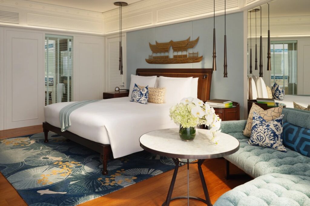 Blue Roo Mandarin Mandarin Oriental Bangkok Review | Luxury Escapes