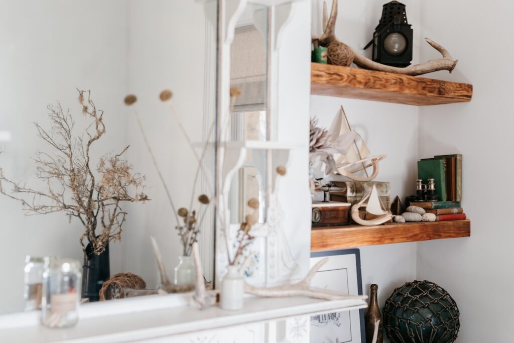 Dream by Luxury Escapes - Coastal Connection: Simpson Cottage Offers History and Luxury in a Retro Seaside Idyll
