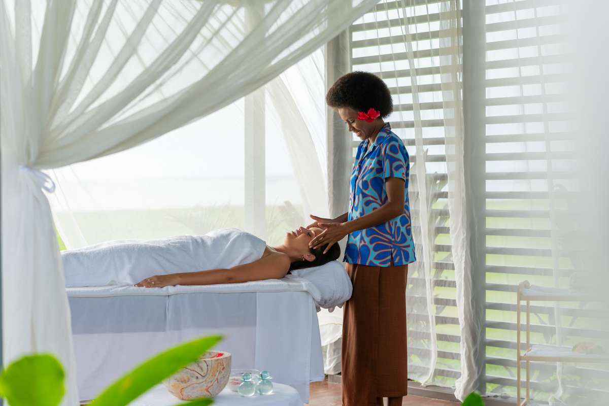 Spa treatment room at Hilton Fiji Beach Resort & Spa, Denarau Island - Luxury Escapes